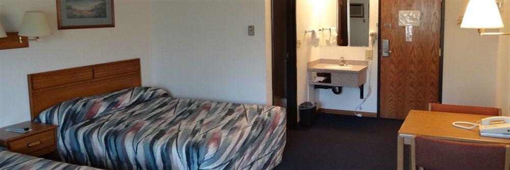 Amerivu Inn Warroad Екстер'єр фото